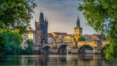 Chania til Praha ferge, fly billige billetter og priser